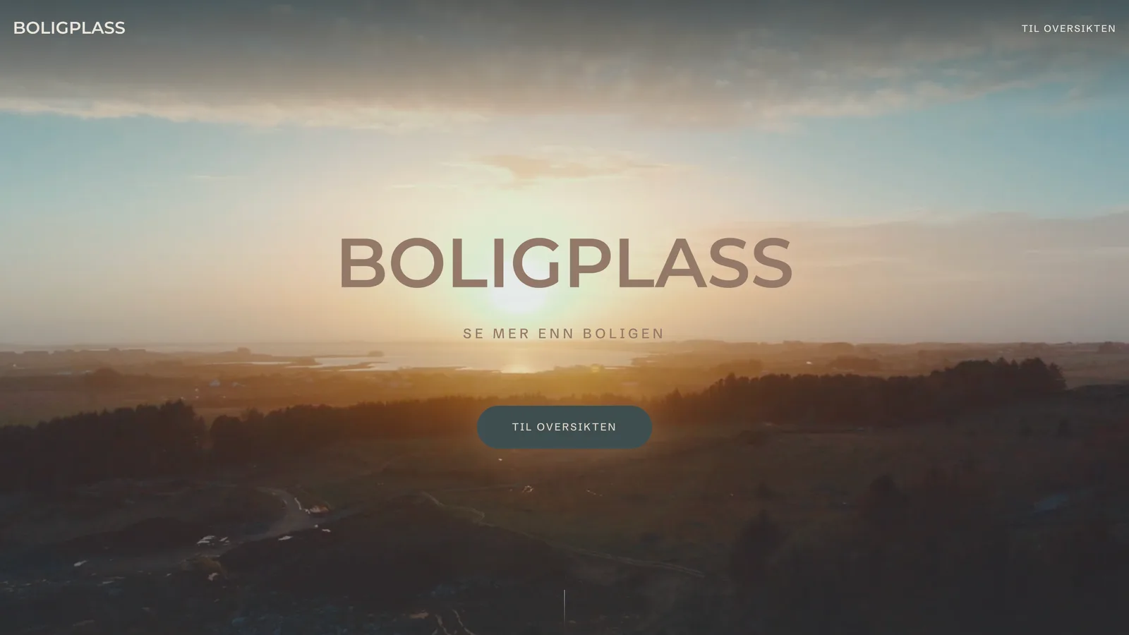 The Boligplass landing view: the word BOLIGPLASS over an aerial photograph of a Norwegian landscape at sunset, with the line "Se mer enn boligen" beneath it